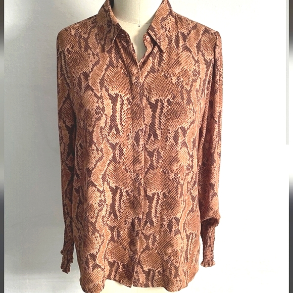 EXPRESS - New- Button Up Collared Snake Print Blouse - Picture 7 of 12